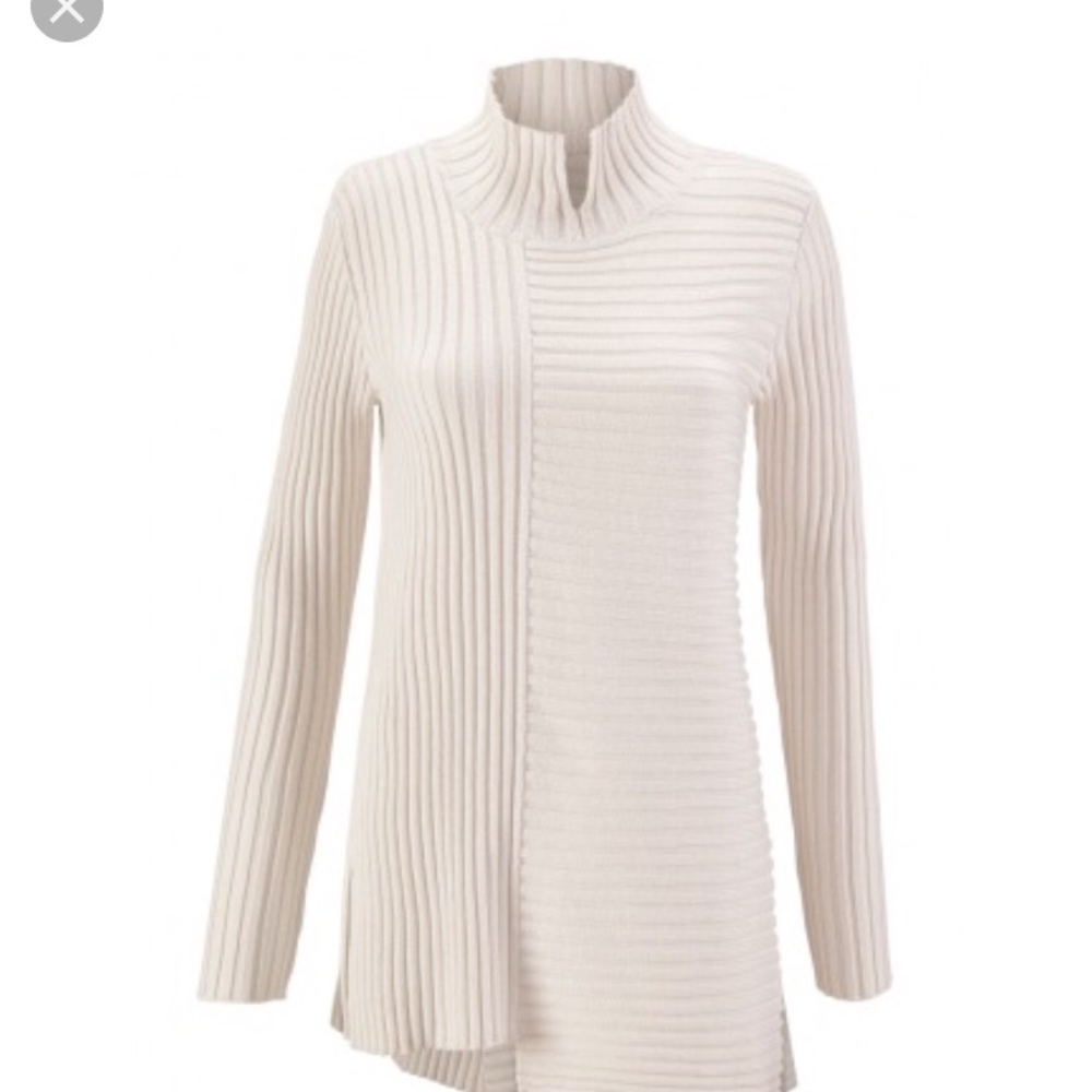Cabi 2017 d ring sweater new with tags small